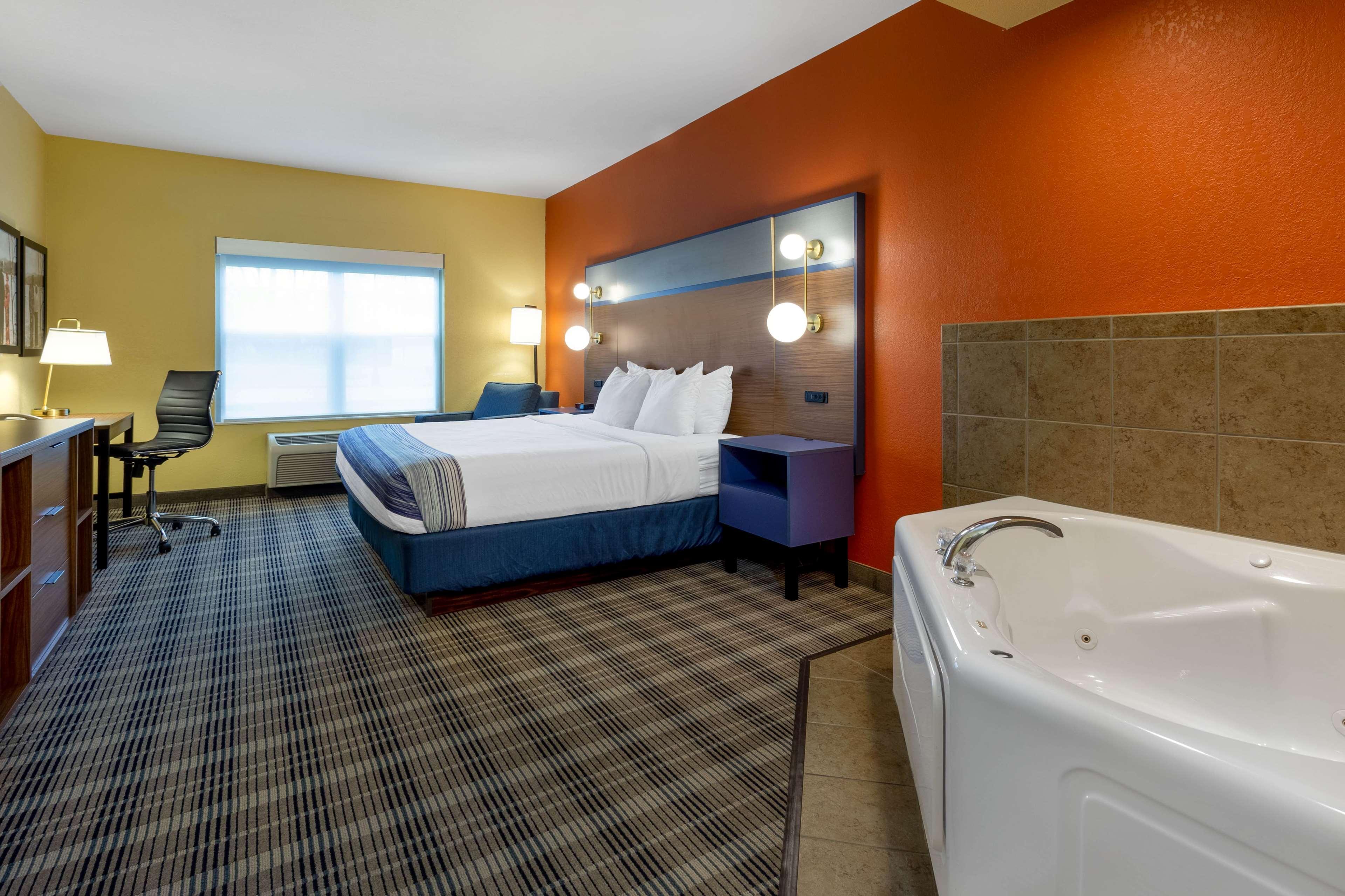 Americinn By Wyndham Fulton Clinton Экстерьер фото